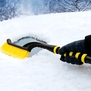 Snow Cleaning Brush